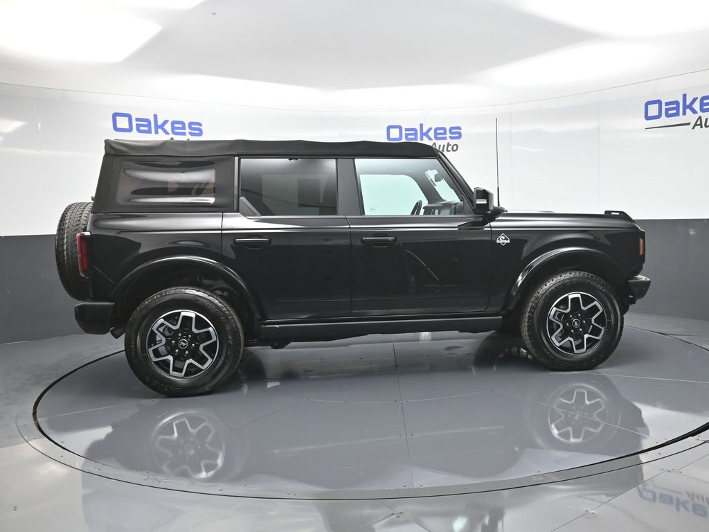 Used 2021 Ford Bronco Outer Banks image 8