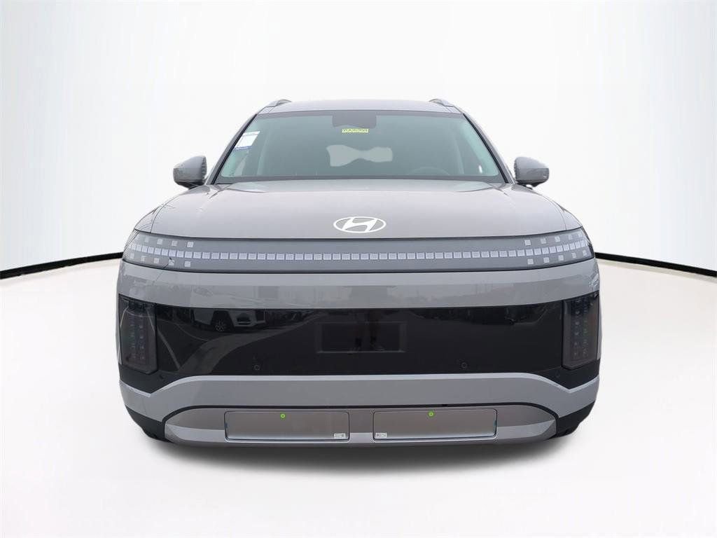 New 2026 Hyundai Ioniq 9 SE AWD/4WD image 3