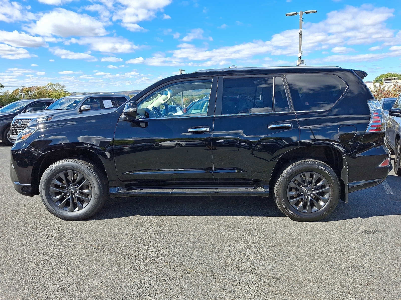 Used 2023 Lexus GX 460 Premium image 6