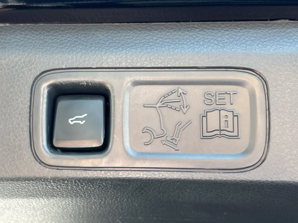 Used 2023 Ford Expedition Max Platinum AWD/4WD image 50