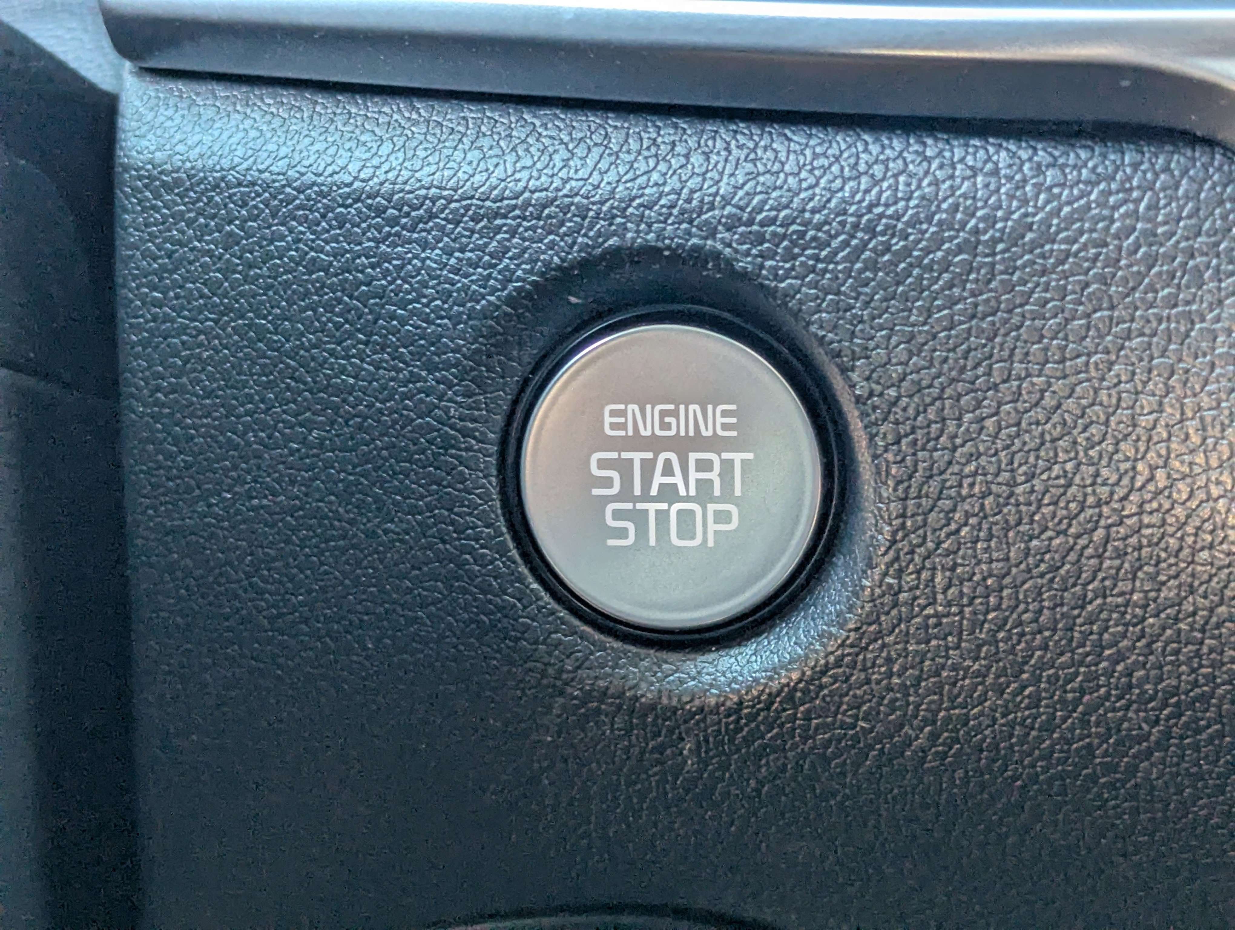 Certified 2025 Kia Sorento LX image 30