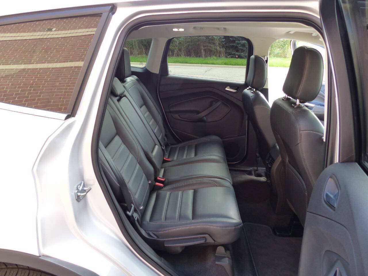 Used 2019 Ford Escape SEL FWD image 46