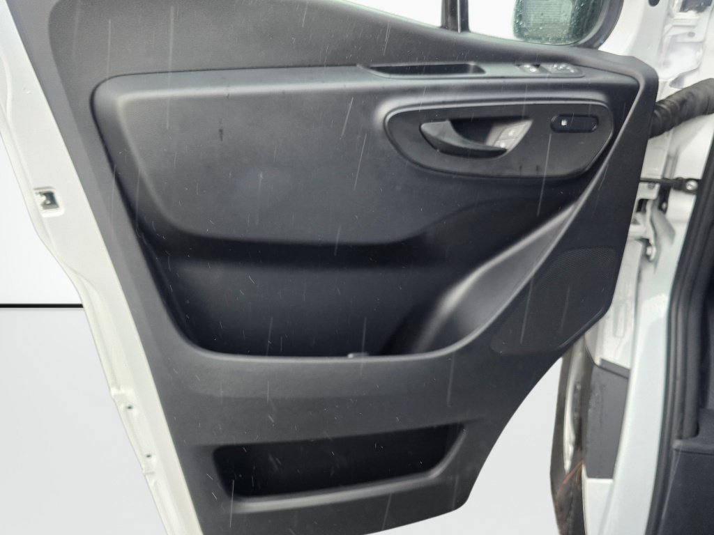 New 2025 Mercedes-Benz eSprinter 170 Cargo image 28