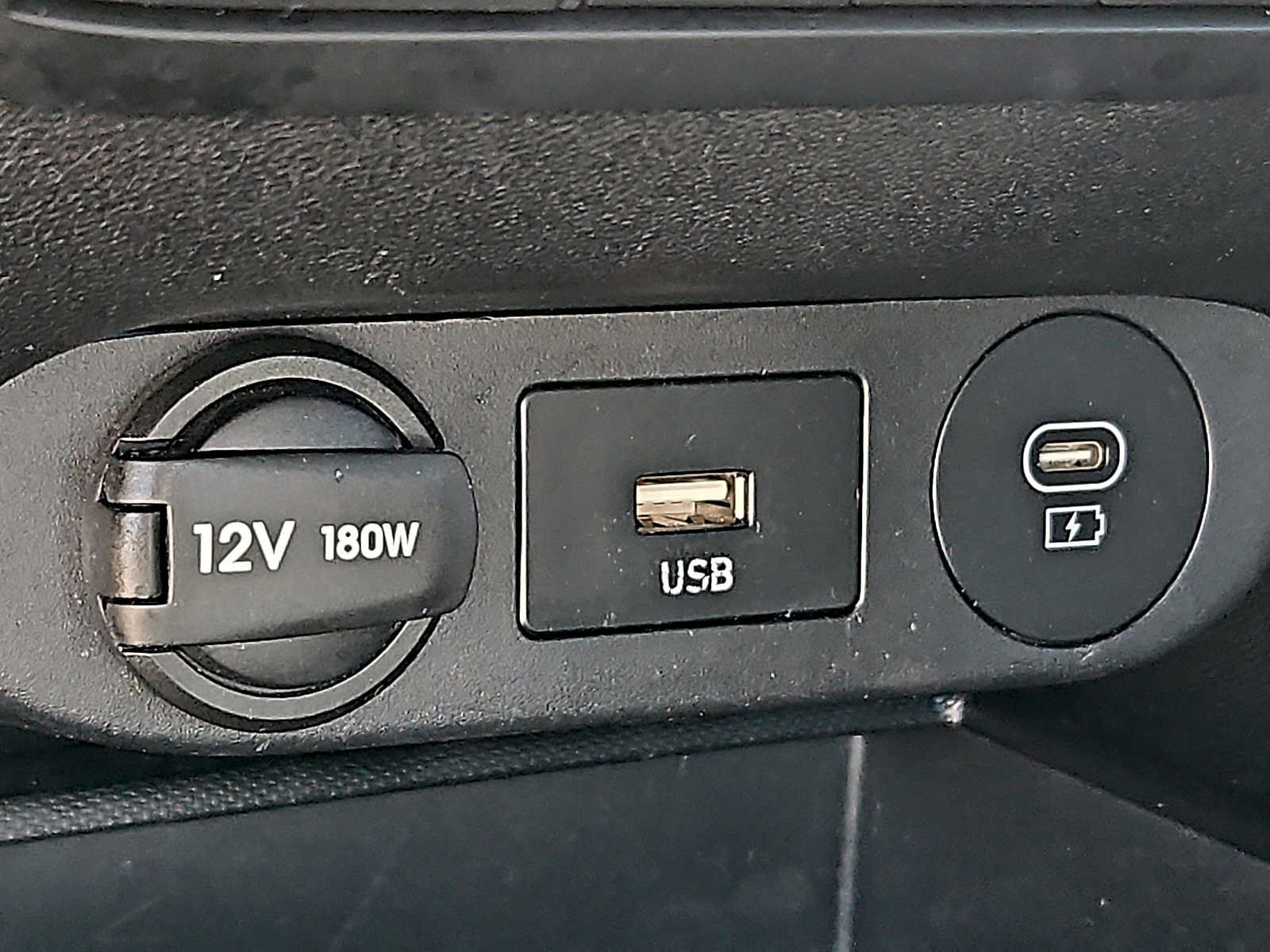 Used 2024 Hyundai Elantra SEL FWD image 26