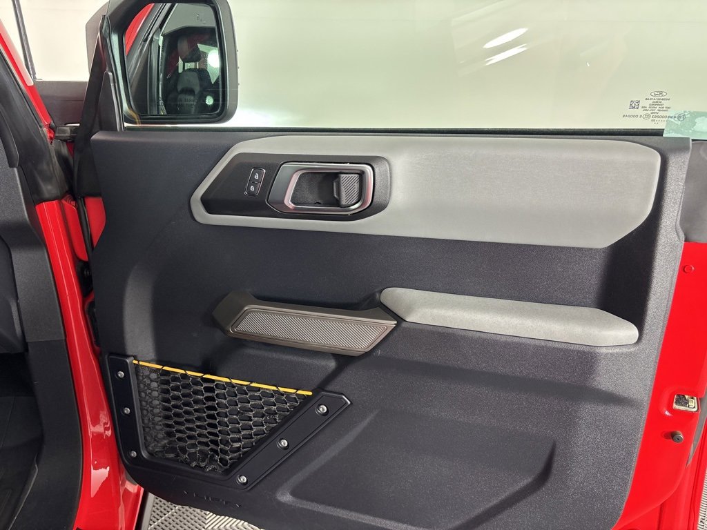 Used 2022 Ford Bronco Badlands image 41