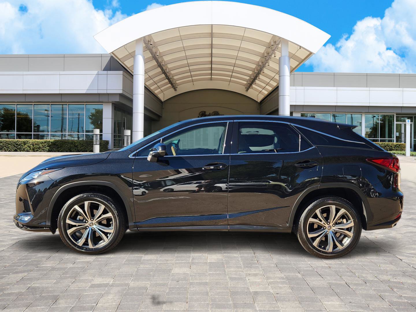 Used 2022 Lexus RX 350 FWD w/ Premium Package image 3