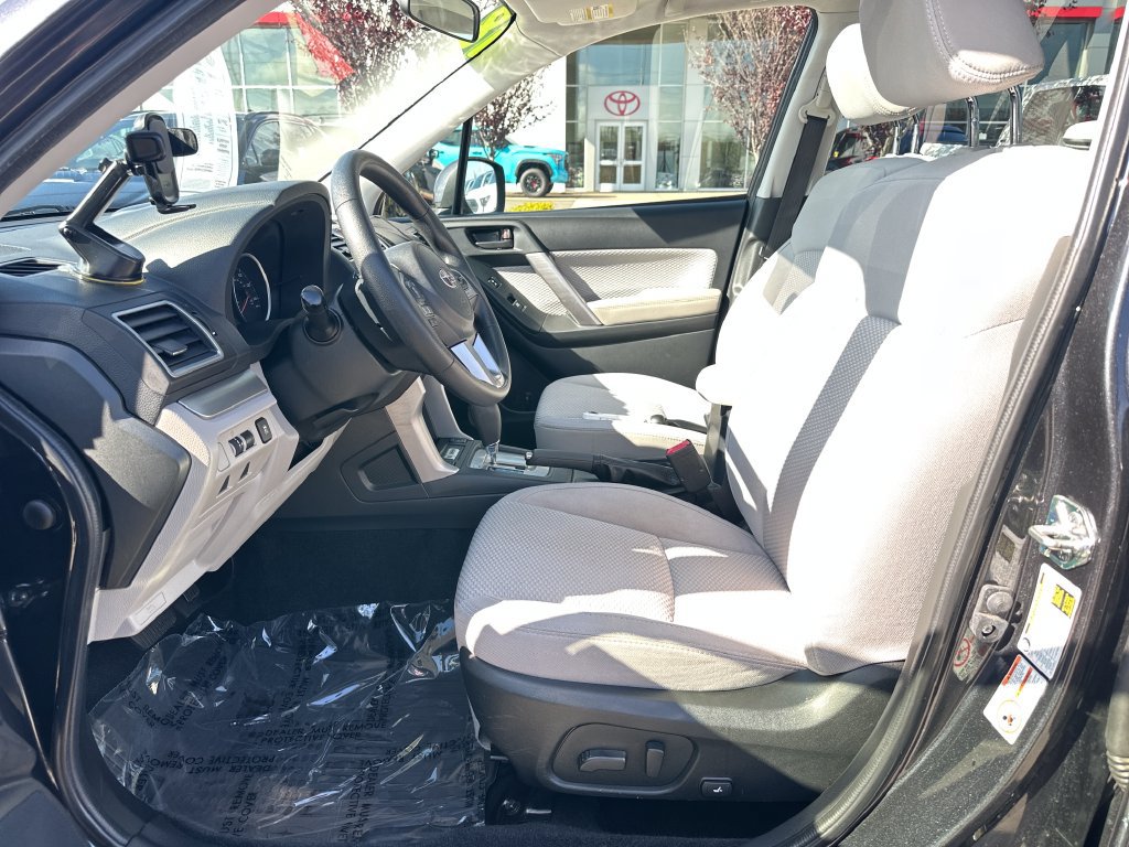 Used 2018 Subaru Forester 2.5i Premium w/ Protection Package #3 AWD/4WD image 12