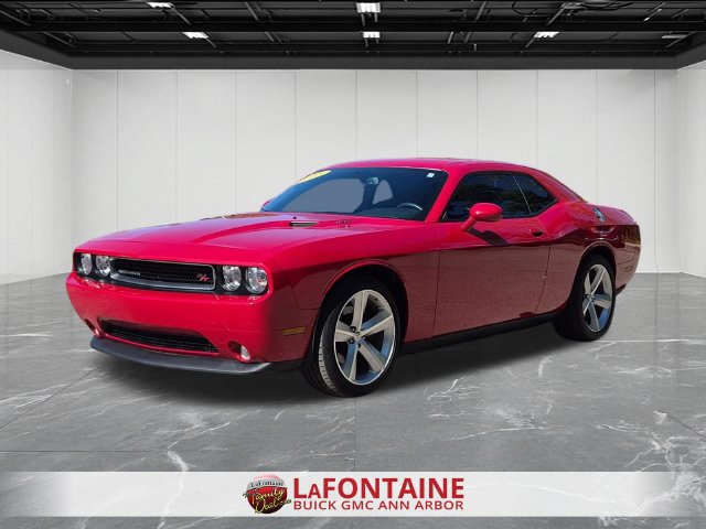 Used 2013 Dodge Challenger R/T Plus RWD image 4