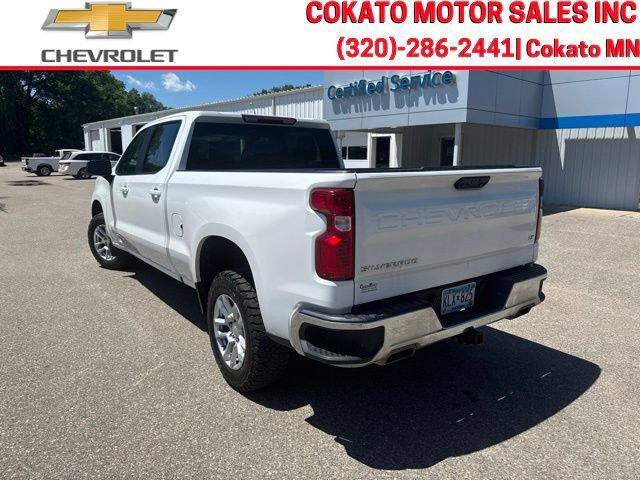 Used 2023 Chevrolet Silverado 1500 LT w/ Z71 Off-Road Package AWD/4WD image 5