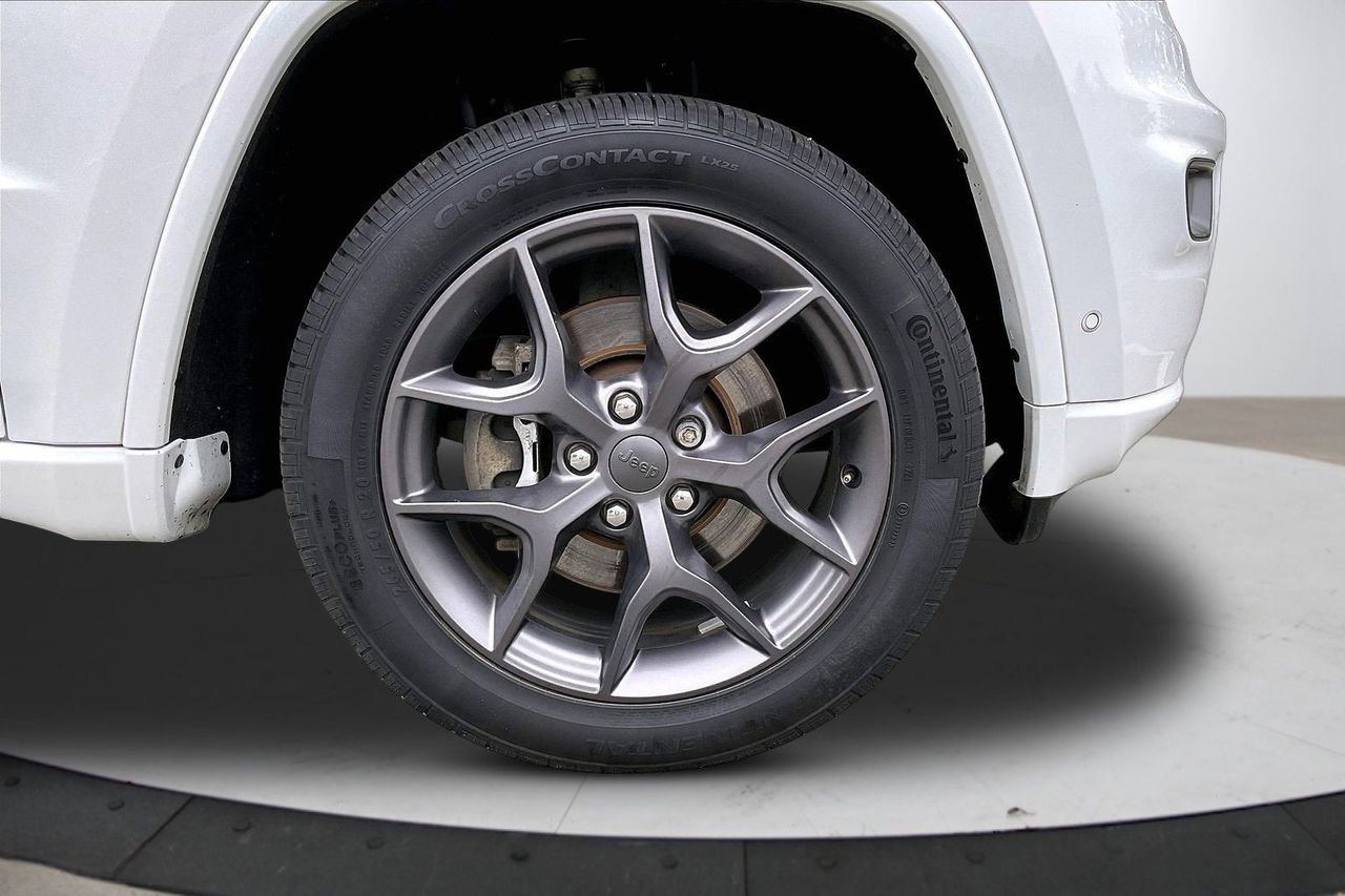 Certified 2021 Jeep Grand Cherokee Limited w/ Quick Order Package 28K 80th AWD/4WD image 36