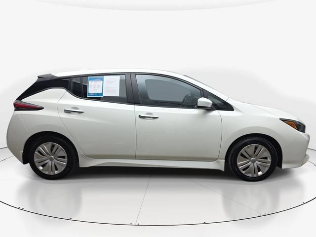 Used 2025 Nissan Leaf S FWD image 5