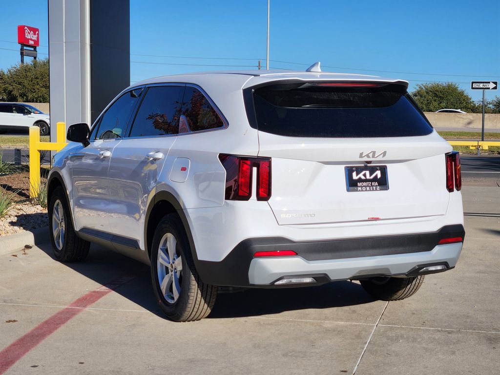 New 2026 Kia Sorento LX image 3