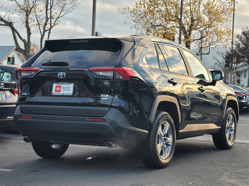 New 2025 Toyota RAV4 XLE image 4