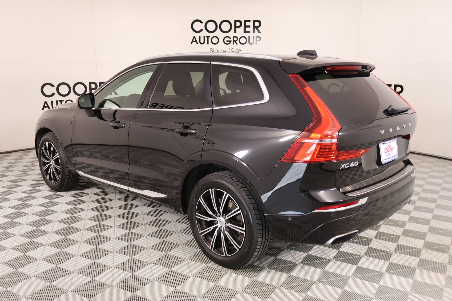Used 2018 Volvo XC60 T5 Inscription w/ Convenience Package AWD/4WD image 23