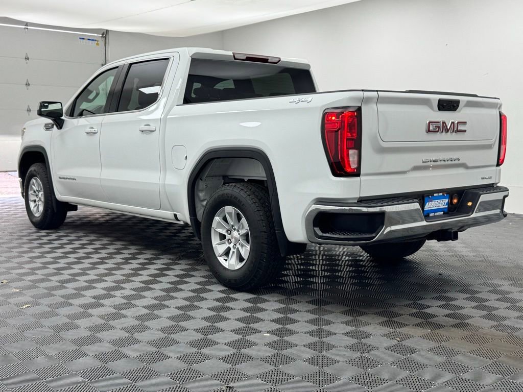 Used 2025 GMC Sierra 1500 SLE image 10