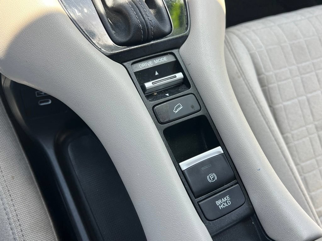Used 2024 Honda HR-V LX image 31