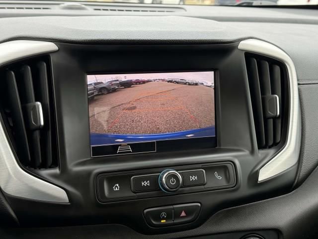 Used 2024 GMC Terrain SLE image 24