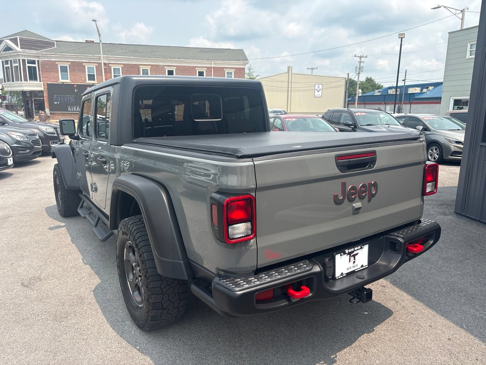 Used 2021 Jeep Gladiator Rubicon AWD/4WD image 3