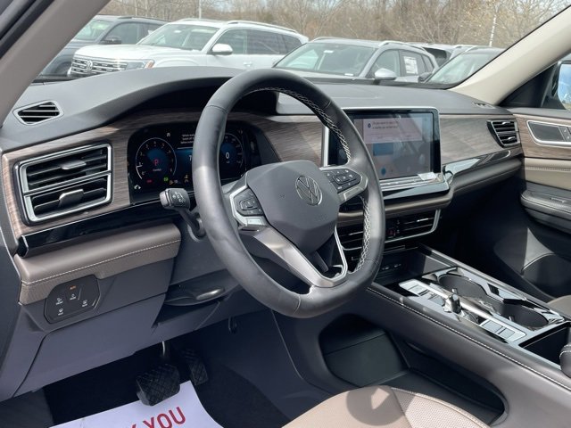 New 2025 Volkswagen Atlas SEL image 9