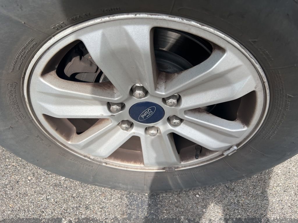 Used 2016 Ford F150 XL w/ Equipment Group 101A Mid AWD/4WD image 6