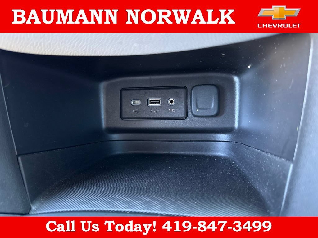 Used 2024 Chevrolet Equinox LS w/ LS Convenience Package FWD image 24
