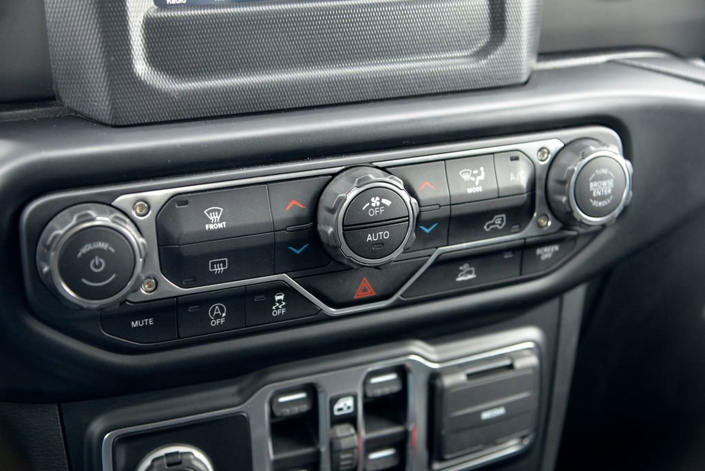 Used 2022 Jeep Gladiator Sport AWD/4WD image 24