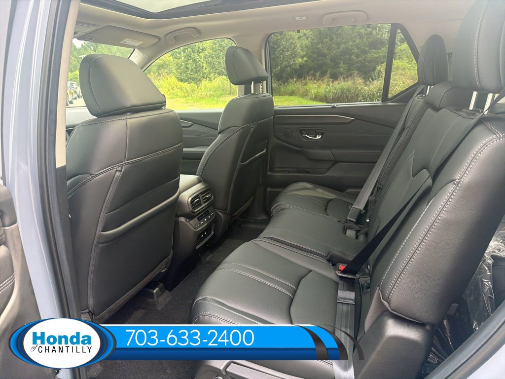 New 2026 Honda Pilot Touring image 27