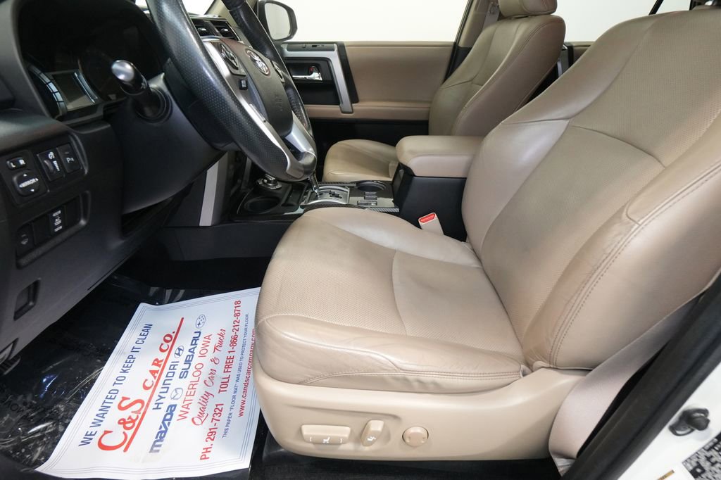 Used 2015 Toyota 4Runner Limited image 16