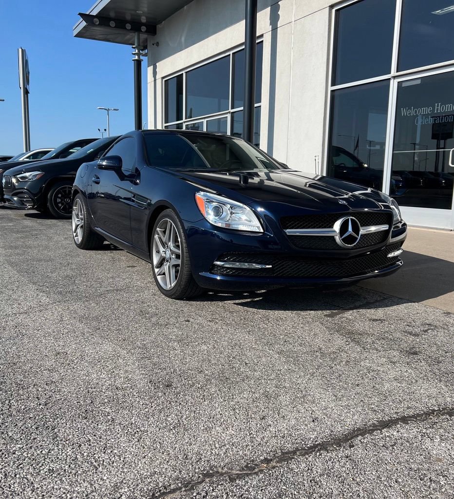 Used 2015 Mercedes-Benz SLK 250 image 7