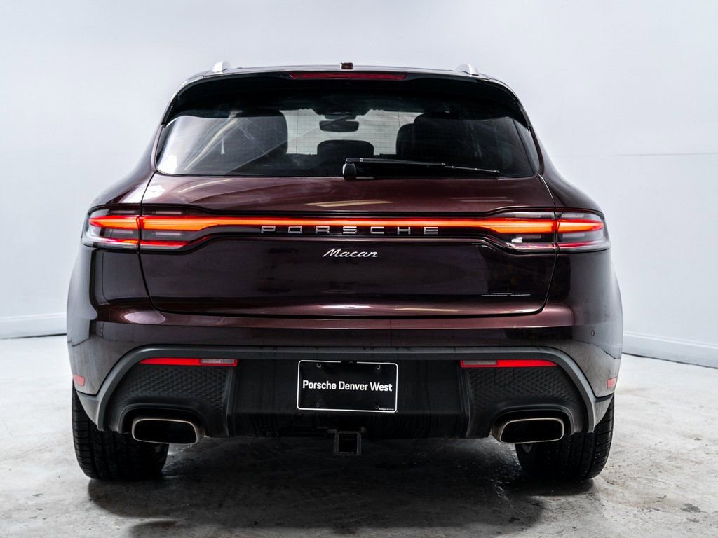Used 2025 Porsche Macan image 6