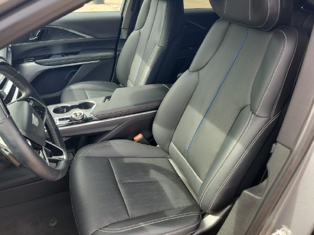 Certified 2024 Cadillac Lyriq Sport RWD image 5