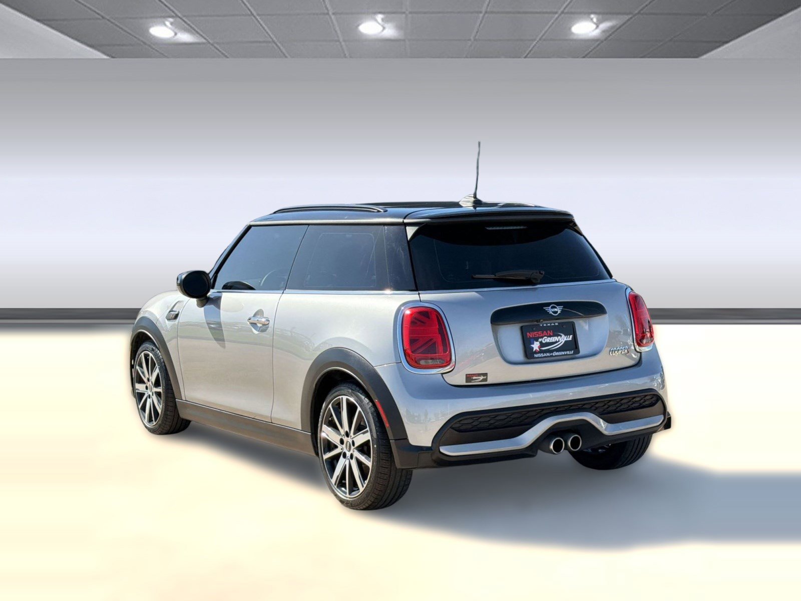 Used 2024 MINI Cooper S image 3