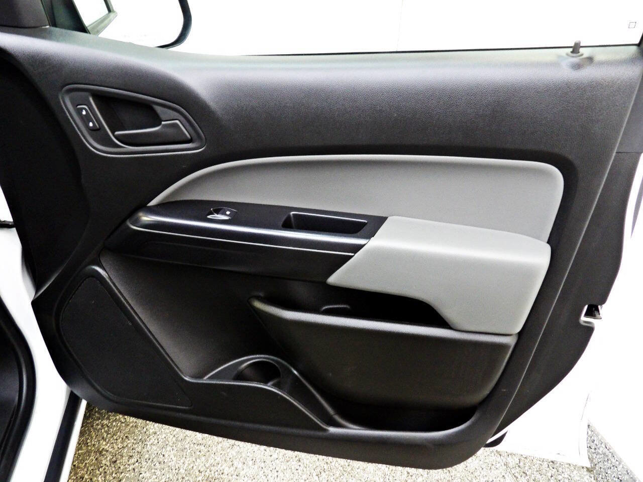 Used 2020 Chevrolet Colorado W/T w/ WT Convenience Package image 10