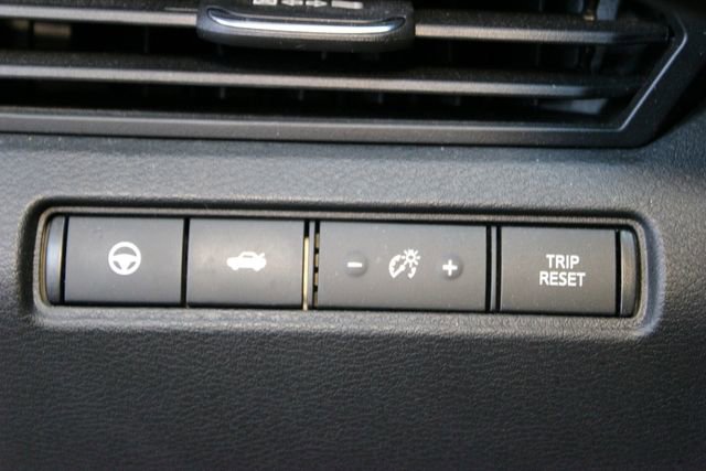 Used 2022 Nissan Altima 2.5 Platinum AWD/4WD image 19