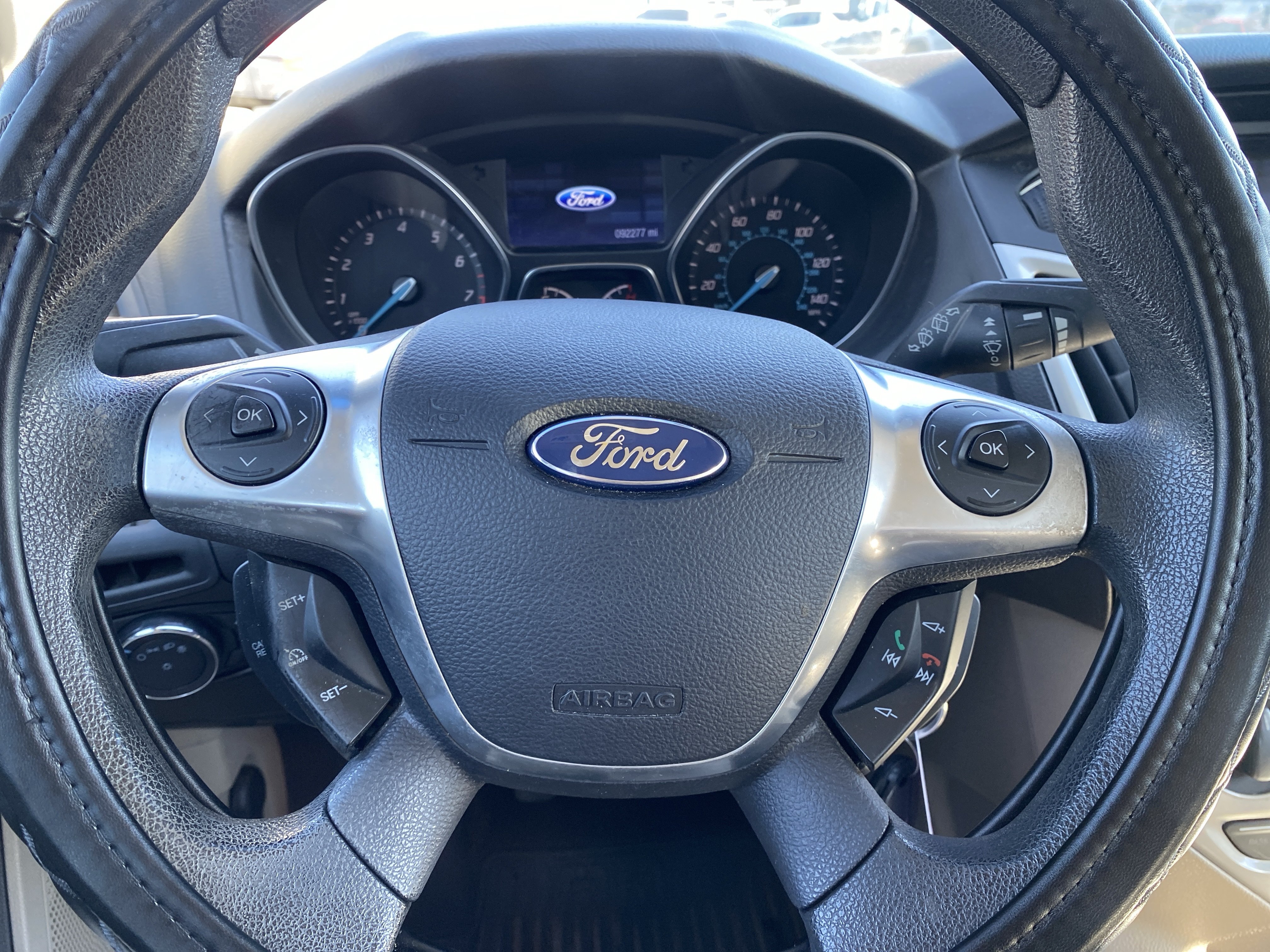 Used 2013 Ford Focus SE w/ SE Winter Pkg FWD image 15