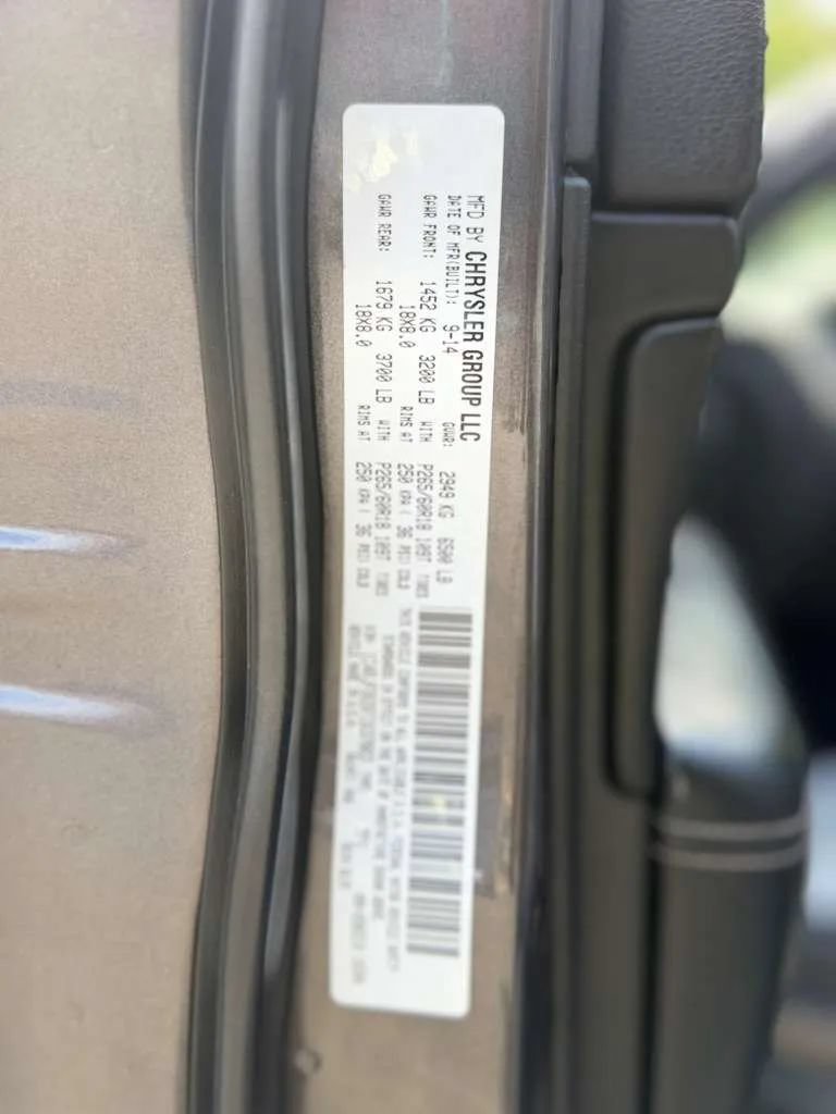 Used 2015 Jeep Grand Cherokee Limited w/ Luxury Group II AWD/4WD image 25