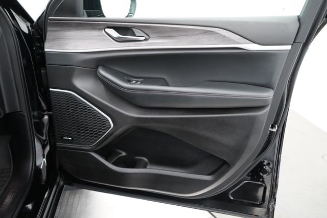 Used 2022 Jeep Grand Cherokee Limited 4xe image 71