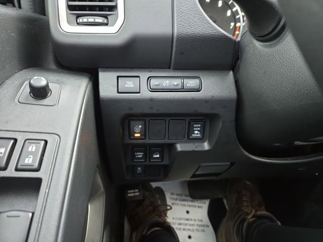 Used 2024 Nissan Frontier SL w/ Technology Package image 20