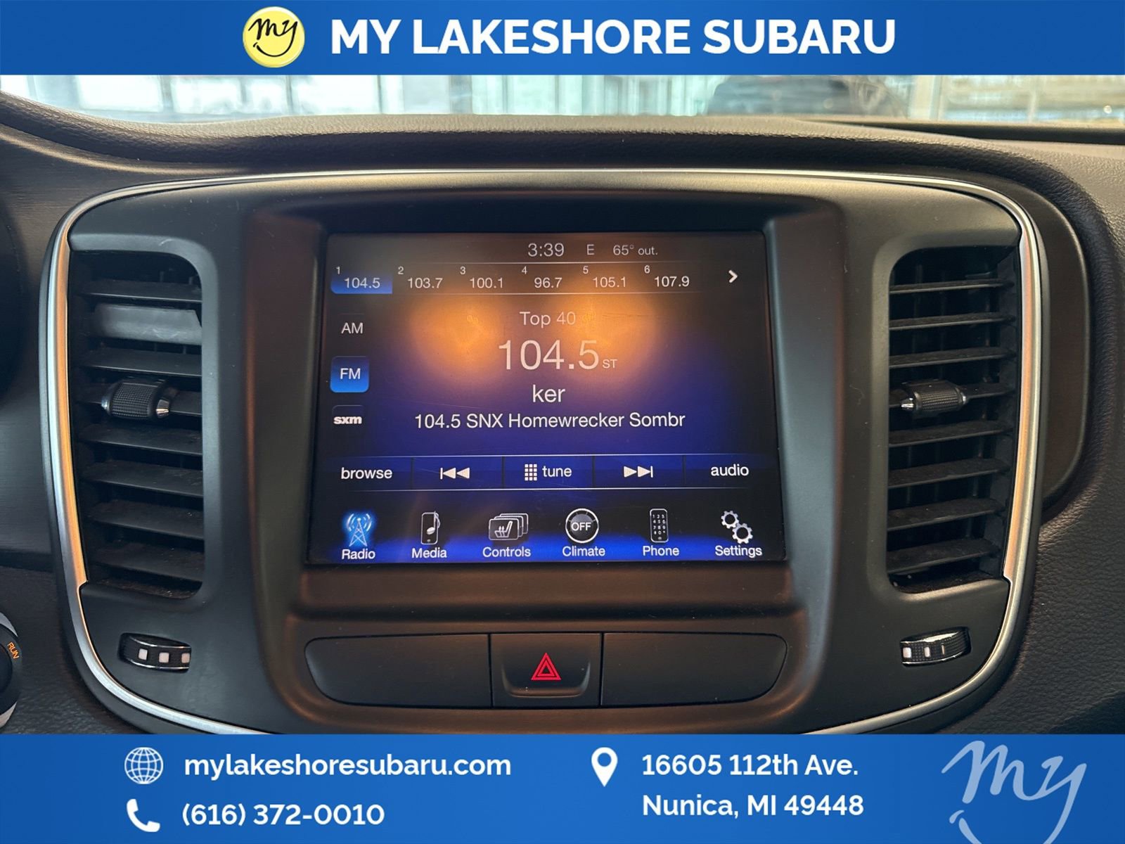 Used 2015 Chrysler 200 Limited w/ Comfort Group image 20