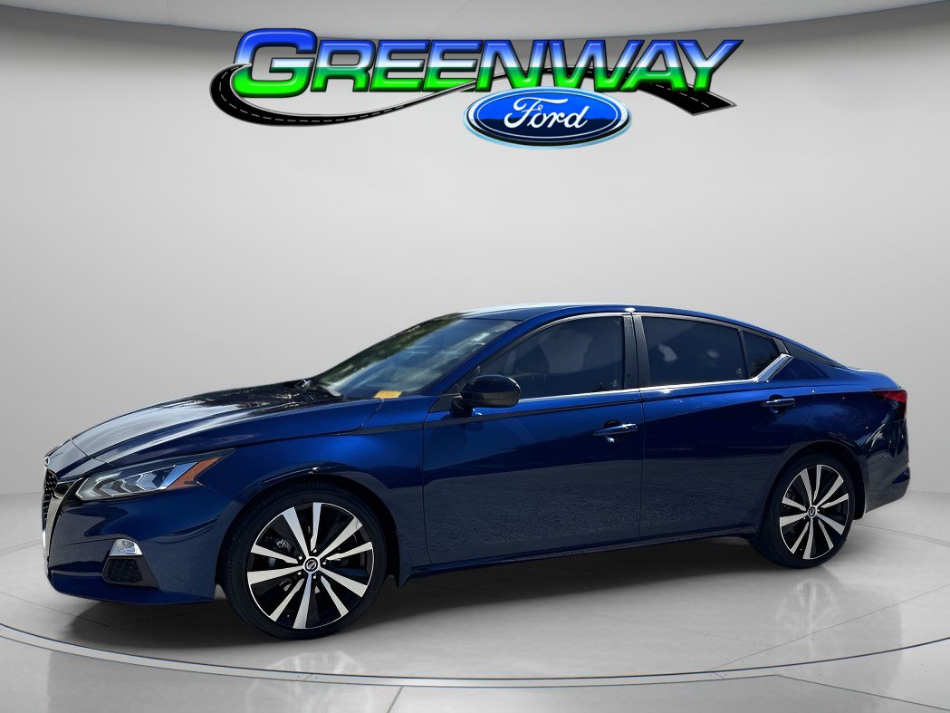 Used 2022 Nissan Altima 2.5 SR