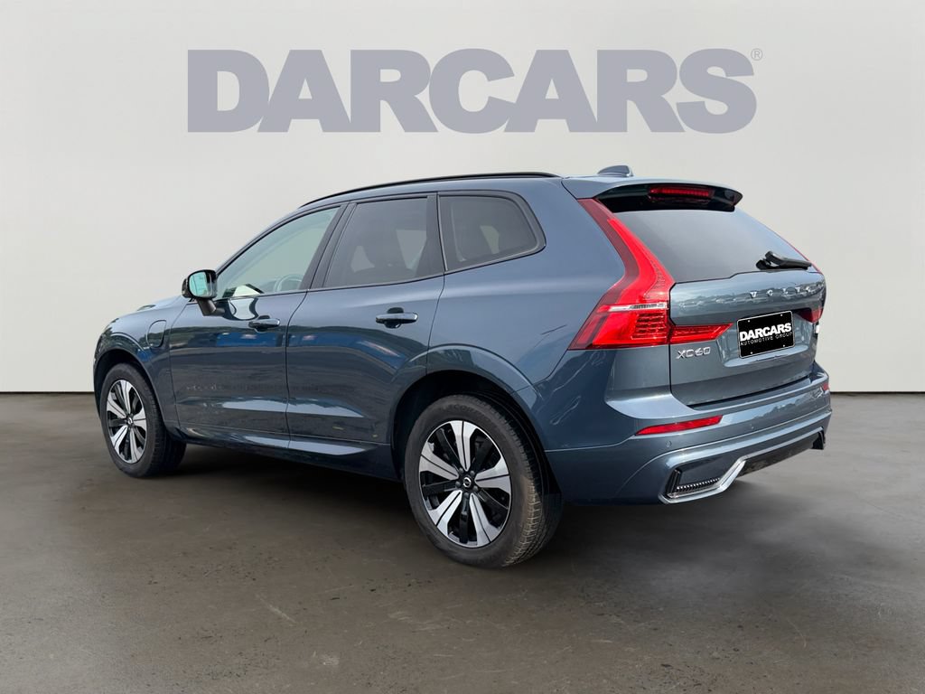Certified 2024 Volvo XC60 T8 Core w/ Climate Package AWD/4WD image 5