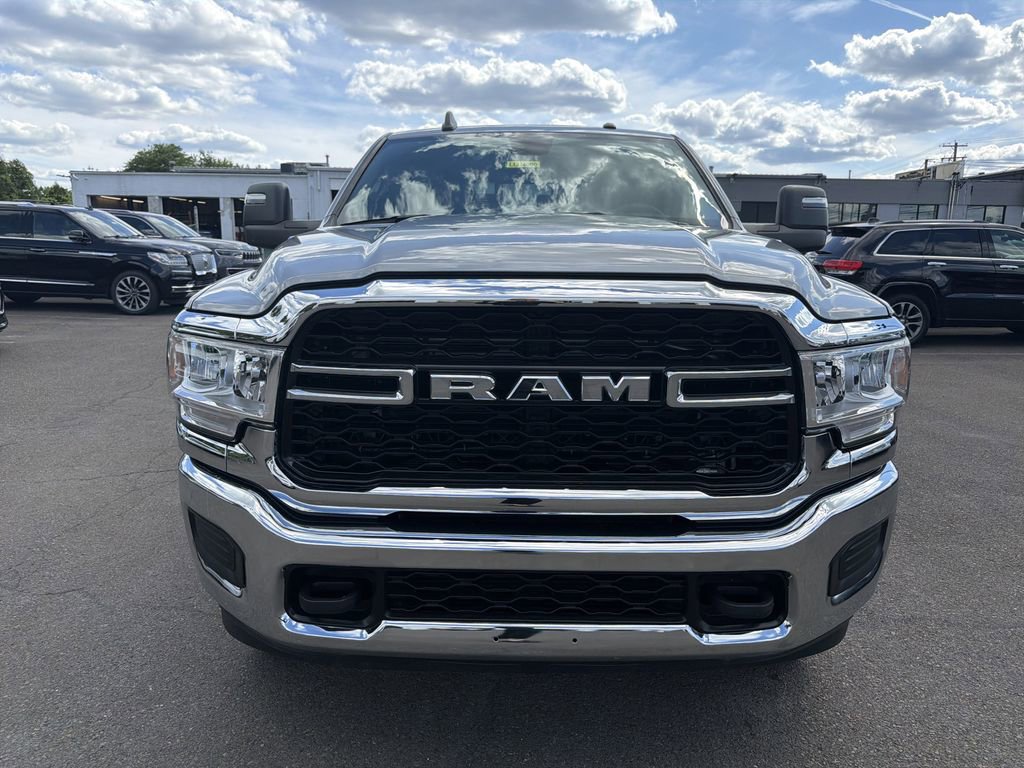 Used 2024 RAM 2500 Tradesman w/ Chrome Appearance Group AWD/4WD image 8