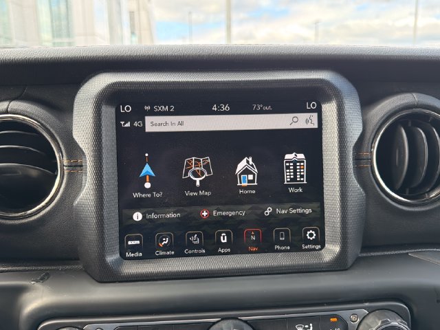 Used 2021 Jeep Gladiator Overland AWD/4WD image 19