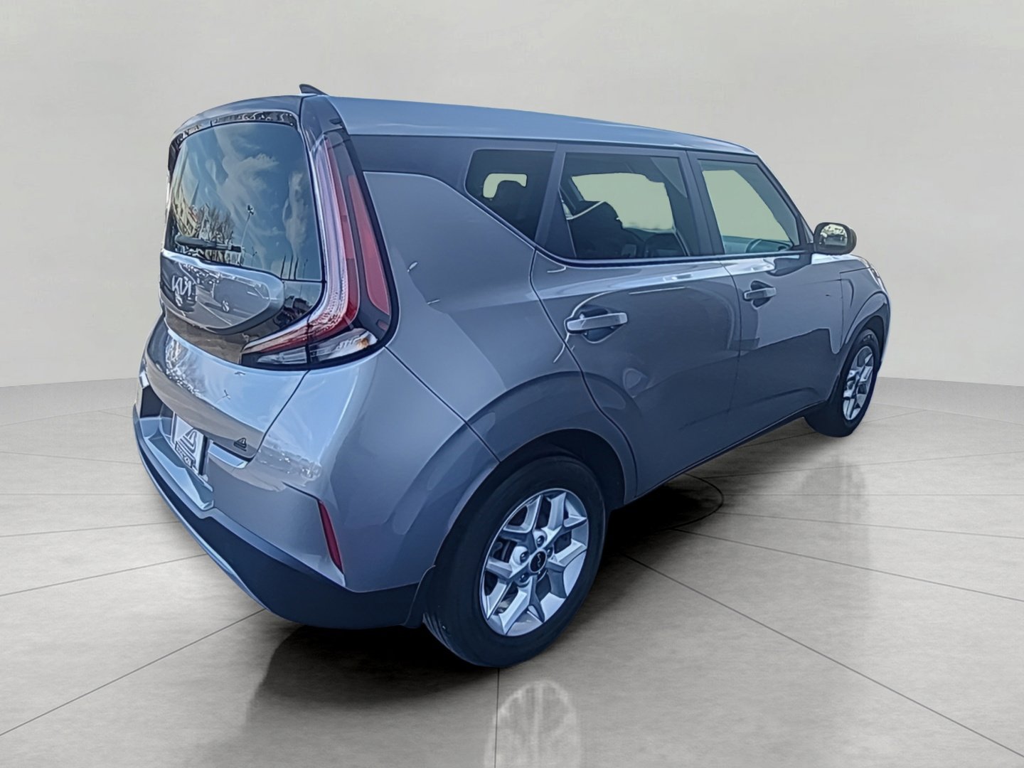 Used 2023 Kia Soul LX w/ LX Technology Package image 7