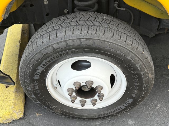 Used 2022 Ford E-350 and Econoline 350 Super Duty RWD image 15