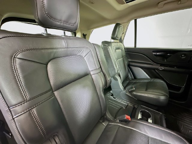Certified 2022 Lincoln Aviator Reserve w/ Elements Package Plus AWD/4WD image 32