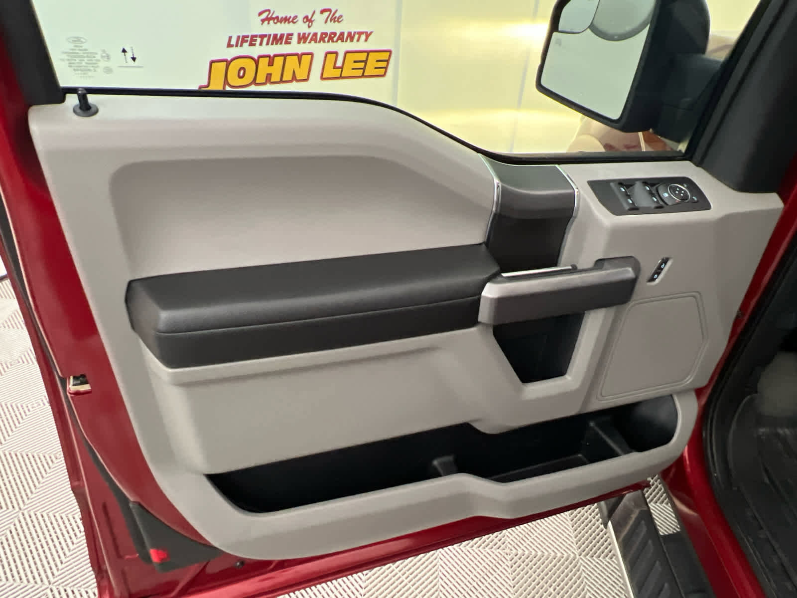 Used 2019 Ford F150 XLT w/ Equipment Group 301A Mid image 17