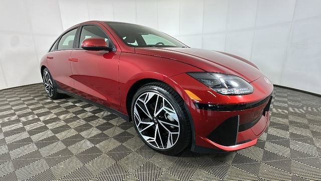 Used 2023 Hyundai Ioniq 6 SEL AWD/4WD image 2