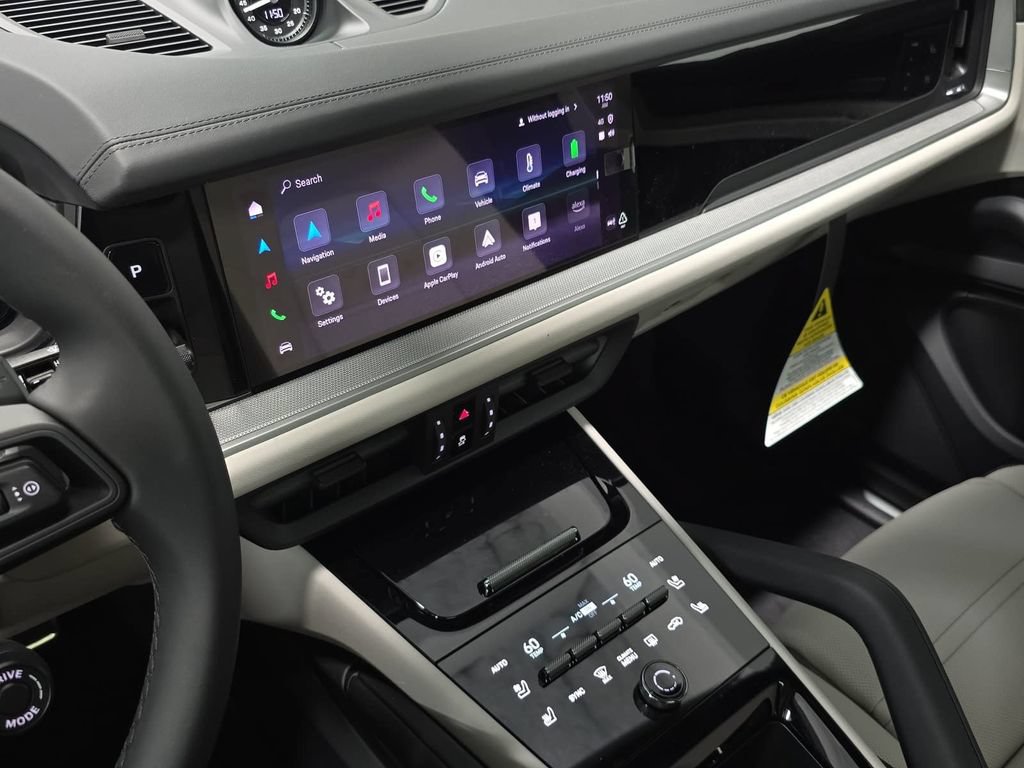 New 2026 Porsche Cayenne S AWD/4WD image 15