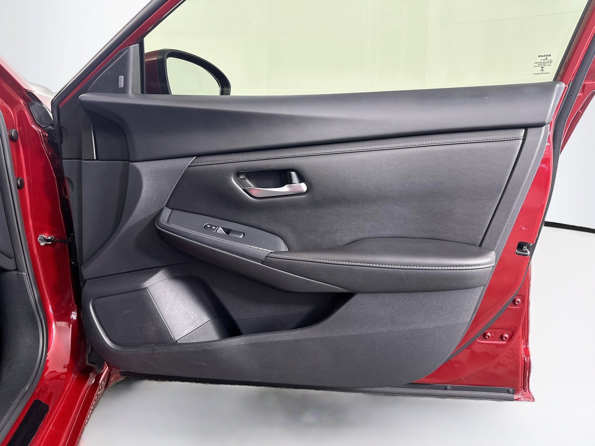 Used 2023 Nissan Sentra SV FWD image 30